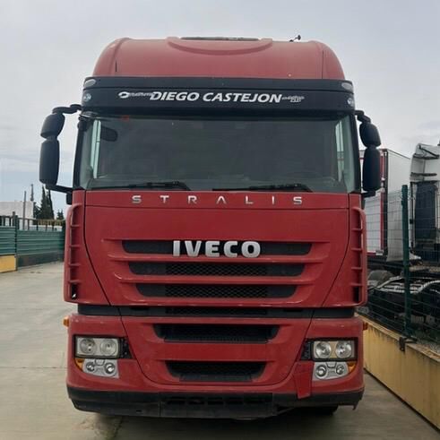 IVECO 460 - Cabeza tractora: foto 2 IVECO 460 - Cabeza tractora: foto 2