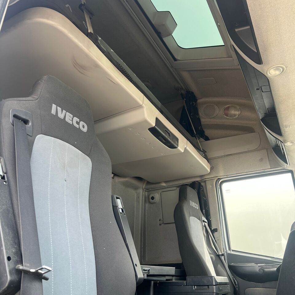 IVECO 460 - Cabeza tractora: foto 5 IVECO 460 - Cabeza tractora: foto 5