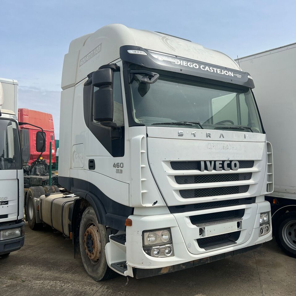 IVECO 460 - Cabeza tractora: foto 1 IVECO 460 - Cabeza tractora: foto 1