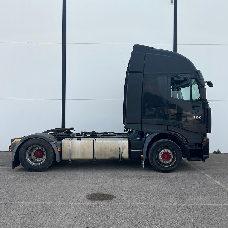 IVECO 500 - Cabeza tractora: foto 4 IVECO 500 - Cabeza tractora: foto 4