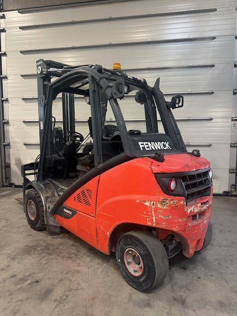 Linde H35T-02 triplex 5950mm 4247 heures - Carretilla elevadora de gas: foto 4 Linde H35T-02 triplex 5950mm 4247 heures - Carretilla elevadora de gas: foto 4
