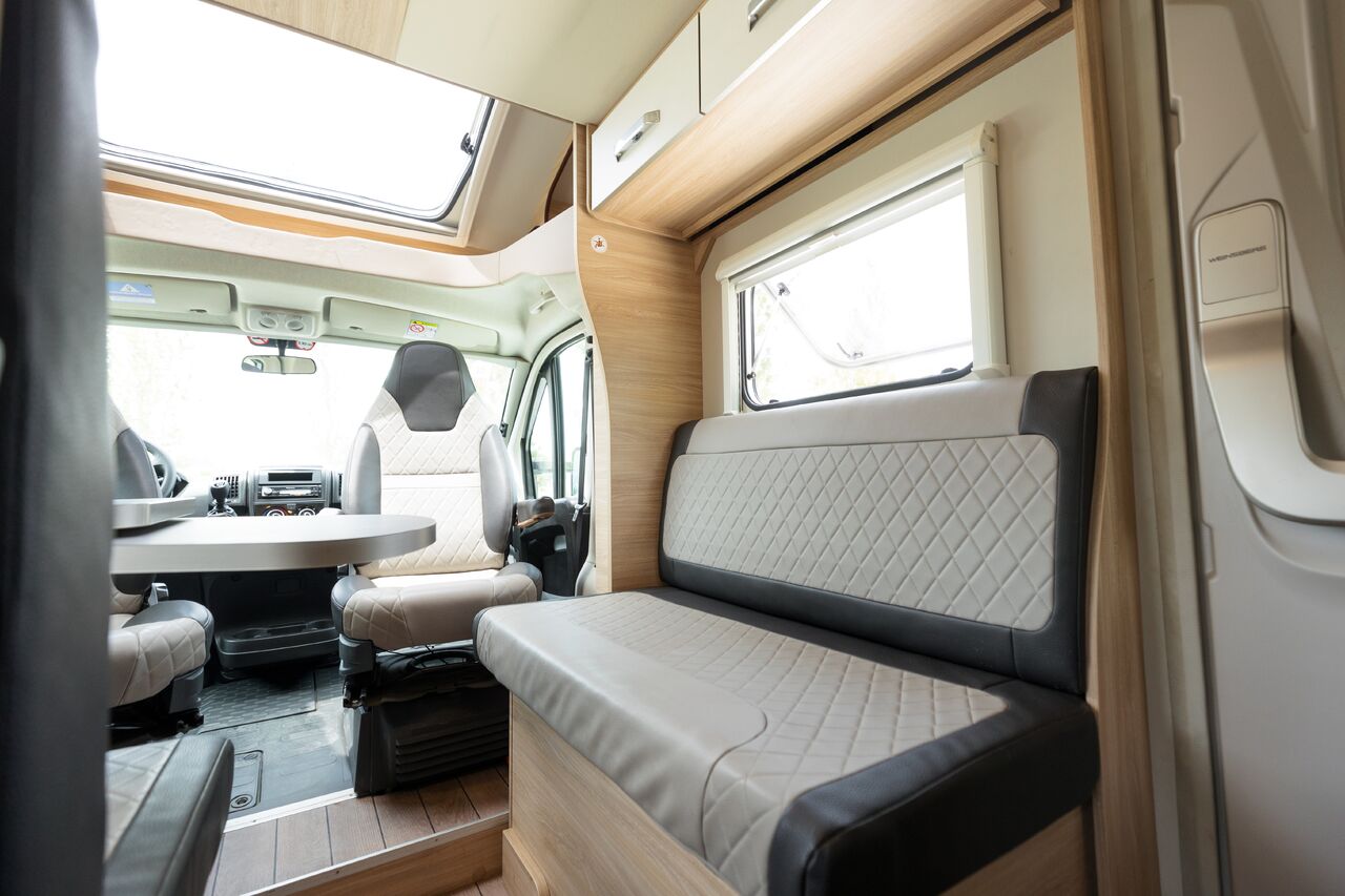FIAT Ducato 2.3 Mjet Weinsberg Carasuite 650 MF 2.3 Mjet - Cámper: foto 2 FIAT Ducato 2.3 Mjet Weinsberg Carasuite 650 MF 2.3 Mjet - Cámper: foto 2