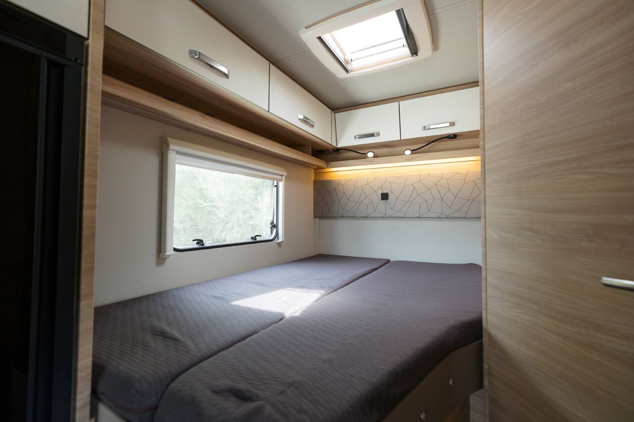 FIAT Ducato 2.3 Mjet Weinsberg Carasuite 650 MF - Cámper: foto 3 FIAT Ducato 2.3 Mjet Weinsberg Carasuite 650 MF - Cámper: foto 3