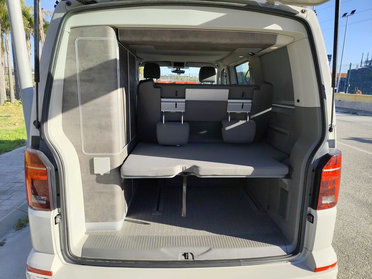 VOLKSWAGEN T6.1 California Coast 2.0 TDI - Cámper: foto 3 VOLKSWAGEN T6.1 California Coast 2.0 TDI - Cámper: foto 3