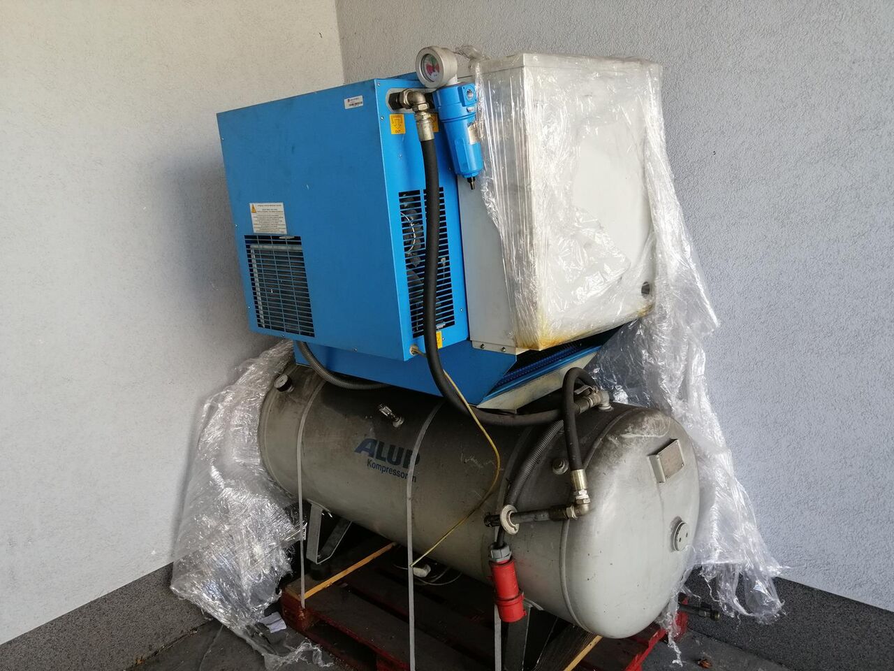ALUP SCK 10-8 Sprężarka śrubowa z napędem pasowym - Compresor de aire: foto 1 ALUP SCK 10-8 Sprężarka śrubowa z napędem pasowym - Compresor de aire: foto 1