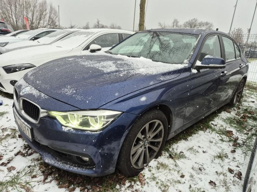 BMW Seria 3 330i xDrive Advantage aut Sedan - Sedan: foto 2 BMW Seria 3 330i xDrive Advantage aut Sedan - Sedan: foto 2