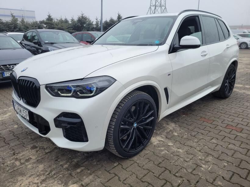 BMW X5 X5 xDrive40d mHEV sport-aut Kombi - Coche familiar: foto 1 BMW X5 X5 xDrive40d mHEV sport-aut Kombi - Coche familiar: foto 1