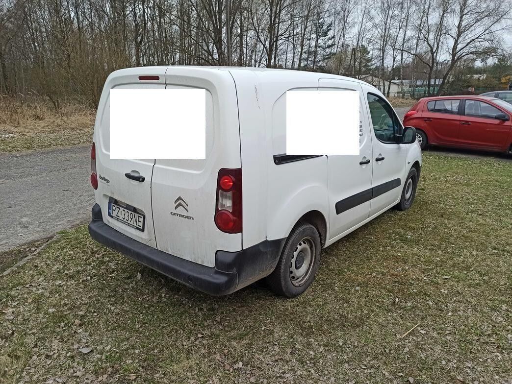 Citroën Berlingo II 1.6 HDI MR`15 E6 2.2t Furgon (blaszak) - Furgón: foto 4 Citroën Berlingo II 1.6 HDI MR`15 E6 2.2t Furgon (blaszak) - Furgón: foto 4