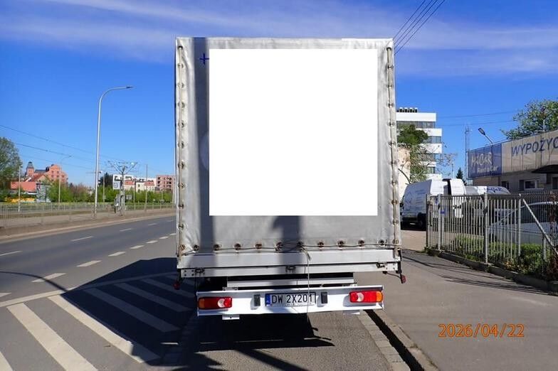 Fiat Ducato 35 2.3 M-jet MR`16 E6 3.5t Dropside - Furgoneta con caja de lona: foto 4 Fiat Ducato 35 2.3 M-jet MR`16 E6 3.5t Dropside - Furgoneta con caja de lona: foto 4