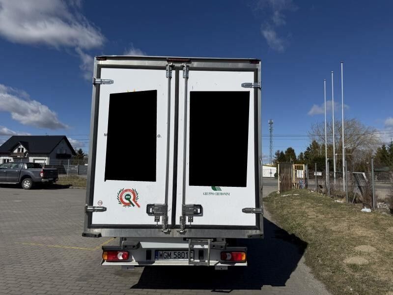 Fiat Ducato 35 2.3 M-jet MR`16 E6d 3.5t Chłodnia i izotermy - Frigorífico furgoneta: foto 4 Fiat Ducato 35 2.3 M-jet MR`16 E6d 3.5t Chłodnia i izotermy - Frigorífico furgoneta: foto 4