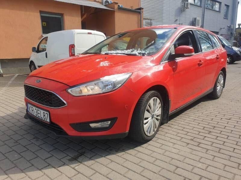 Ford Focus 1.5 TDCi MR`15 E6 Kombi - Coche familiar: foto 1 Ford Focus 1.5 TDCi MR`15 E6 Kombi - Coche familiar: foto 1