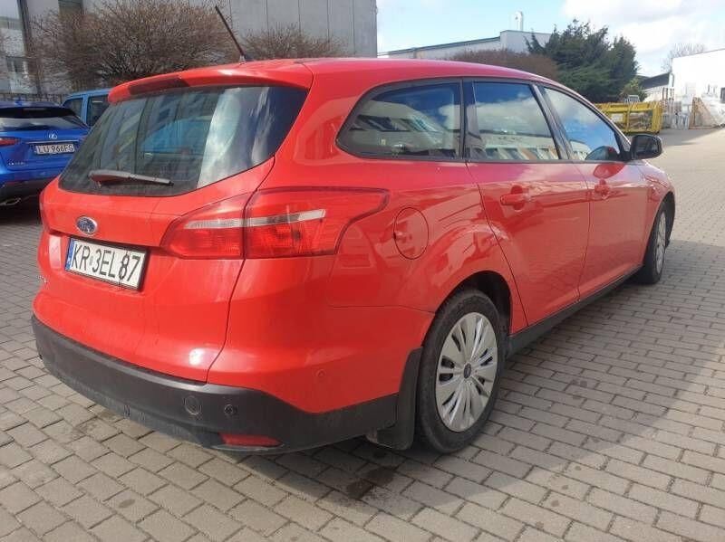 Ford Focus 1.5 TDCi MR`15 E6 Kombi - Coche familiar: foto 3 Ford Focus 1.5 TDCi MR`15 E6 Kombi - Coche familiar: foto 3