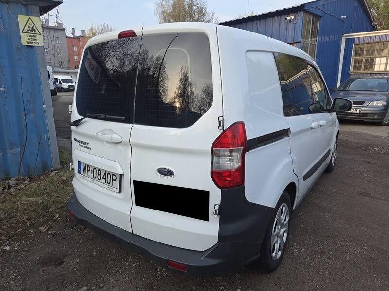 Ford Transit Courier 1.5 TDCi MR`15 E6 1.8t Kombi - Coche familiar: foto 4 Ford Transit Courier 1.5 TDCi MR`15 E6 1.8t Kombi - Coche familiar: foto 4