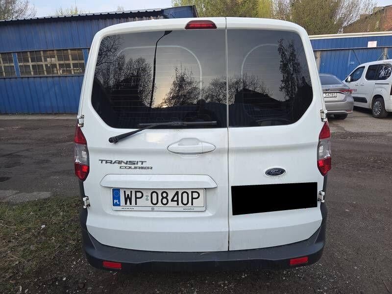 Ford Transit Courier 1.5 TDCi MR`15 E6 1.8t Kombi - Coche familiar: foto 3 Ford Transit Courier 1.5 TDCi MR`15 E6 1.8t Kombi - Coche familiar: foto 3