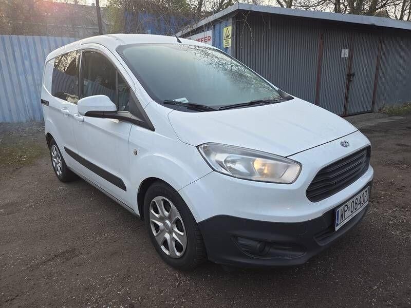 Ford Transit Courier 1.5 TDCi MR`15 E6 1.8t Kombi - Coche familiar: foto 5 Ford Transit Courier 1.5 TDCi MR`15 E6 1.8t Kombi - Coche familiar: foto 5