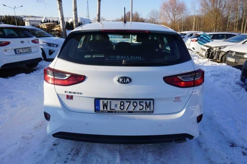 Kia Ceed 1.4 MR`18 E6 Kompakt - Coche: foto 3 Kia Ceed 1.4 MR`18 E6 Kompakt - Coche: foto 3