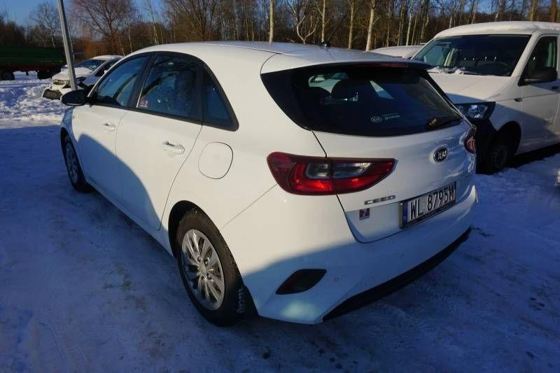 Kia Ceed 1.4 MR`18 E6 Kompakt - Coche: foto 2 Kia Ceed 1.4 MR`18 E6 Kompakt - Coche: foto 2