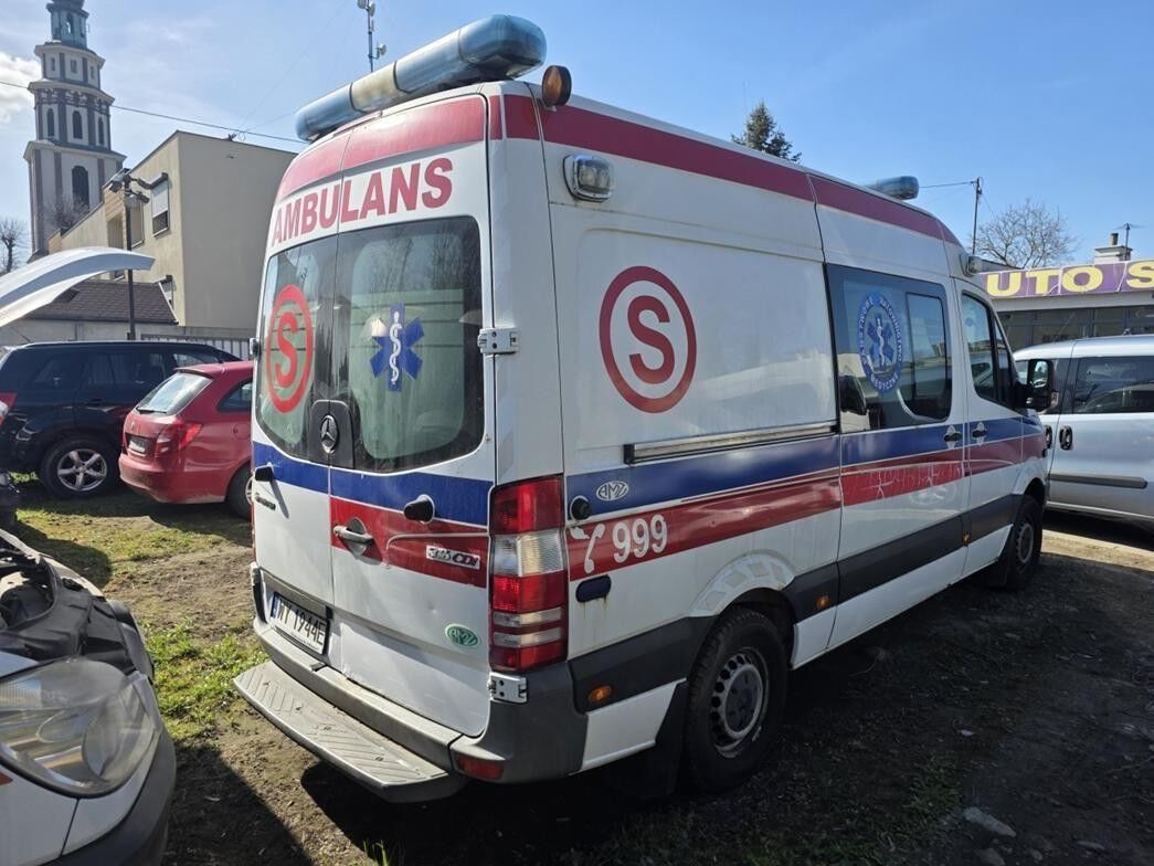 Mercedes-Benz Sprinter Furgon (blaszak) - Furgón: foto 4 Mercedes-Benz Sprinter Furgon (blaszak) - Furgón: foto 4