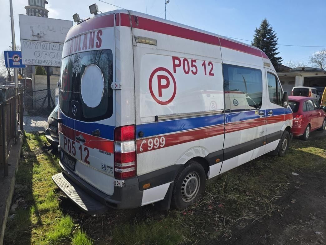 Mercedes-Benz Sprinter Furgon (blaszak) - Furgón: foto 4 Mercedes-Benz Sprinter Furgon (blaszak) - Furgón: foto 4