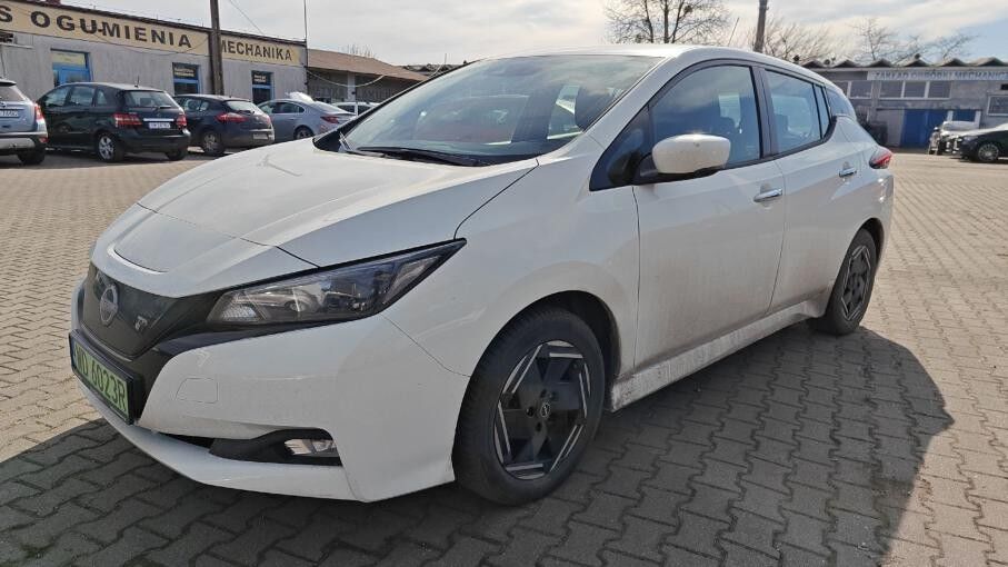Nissan Leaf Leaf 40kWh Acenta Kompakt - Coche: foto 1 Nissan Leaf Leaf 40kWh Acenta Kompakt - Coche: foto 1