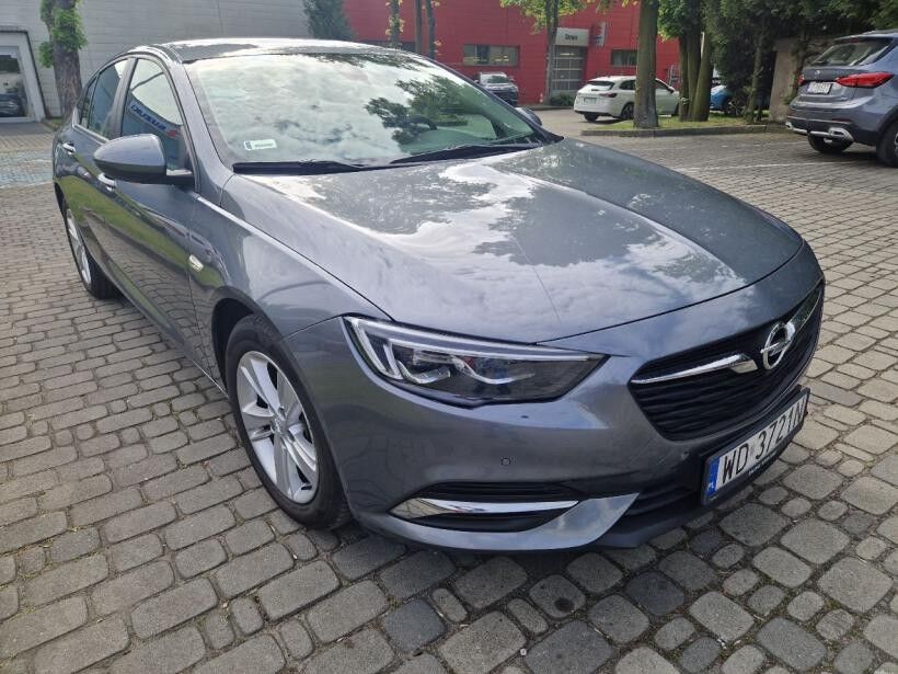 Opel Insignia 2.0 CDTI Enjoy S&S Kompakt - Coche: foto 2 Opel Insignia 2.0 CDTI Enjoy S&S Kompakt - Coche: foto 2