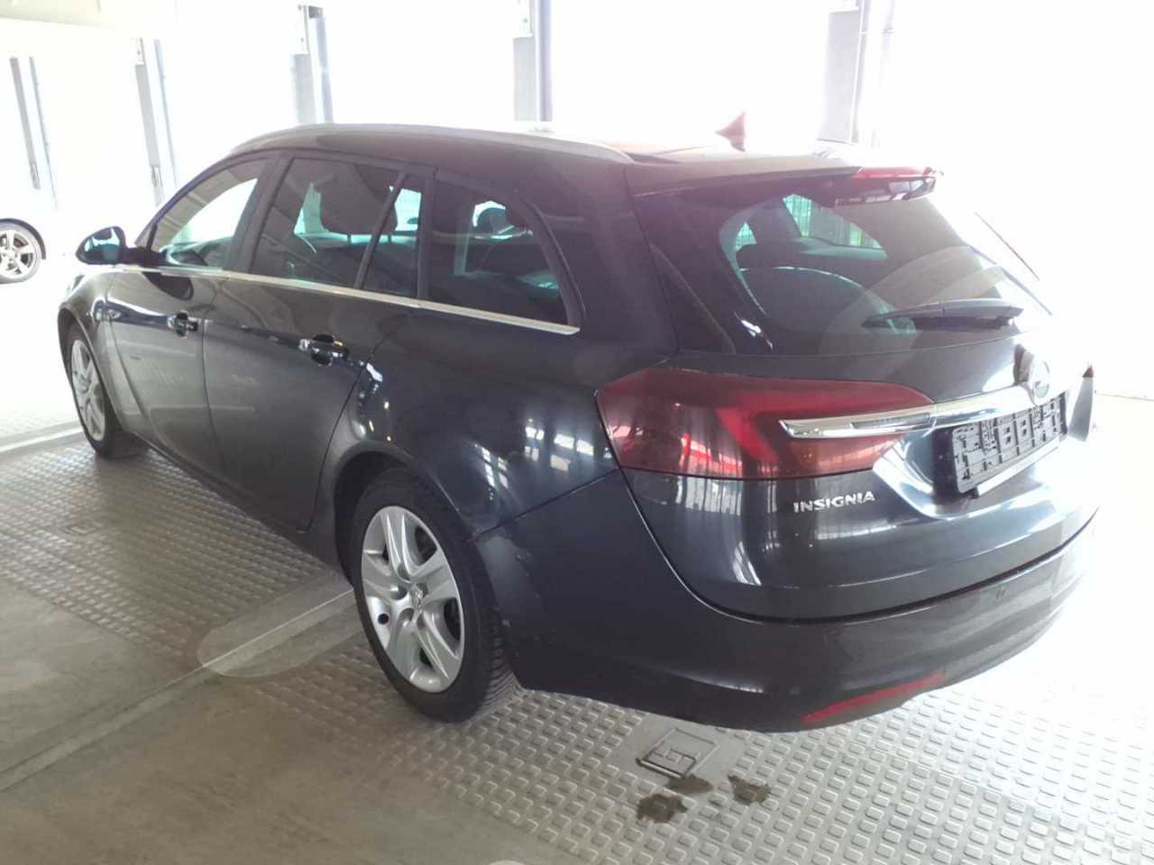 Opel Insignia 2.0 CDTi Edition Hatchback - Hatchback: foto 3 Opel Insignia 2.0 CDTi Edition Hatchback - Hatchback: foto 3