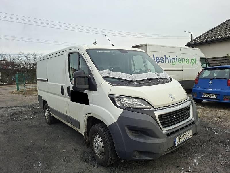 Peugeot Boxer 330 2.2 HDI MR`14 E5 3.0t Furgon (blaszak) - Furgón: foto 2 Peugeot Boxer 330 2.2 HDI MR`14 E5 3.0t Furgon (blaszak) - Furgón: foto 2