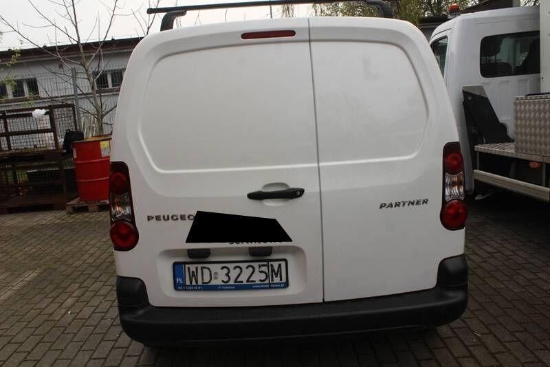 Peugeot Partner BlueHDi MR`15 E6 2.2t Furgon (blaszak) - Furgón: foto 4 Peugeot Partner BlueHDi MR`15 E6 2.2t Furgon (blaszak) - Furgón: foto 4