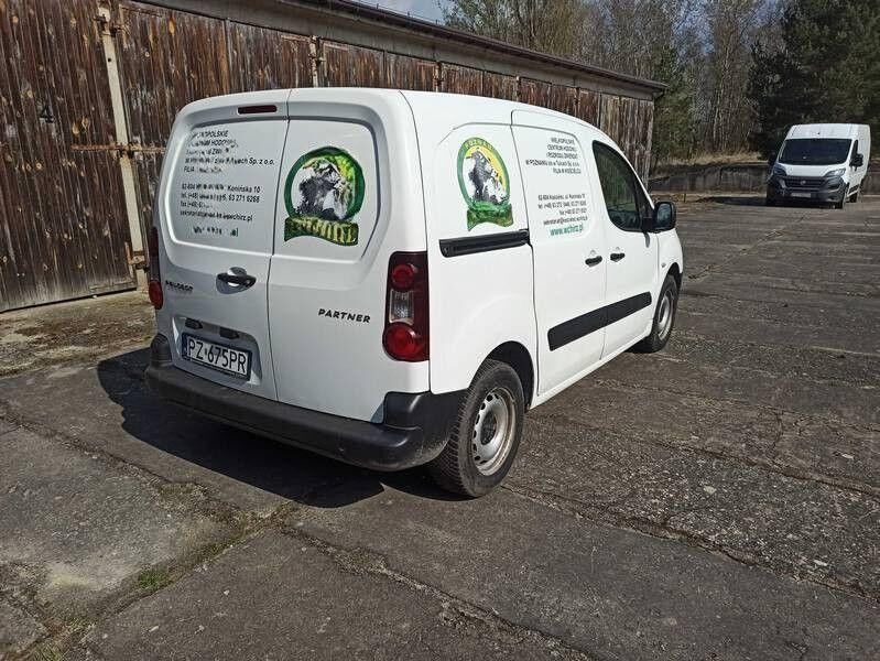 Peugeot Partner BlueHDi MR`15 E6 2.2t Furgon (blaszak) - Furgón: foto 2 Peugeot Partner BlueHDi MR`15 E6 2.2t Furgon (blaszak) - Furgón: foto 2