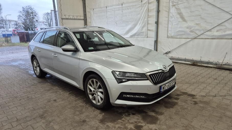 Skoda Superb 2.0 TSI Ambition DSG Kombi - Coche familiar: foto 3 Skoda Superb 2.0 TSI Ambition DSG Kombi - Coche familiar: foto 3
