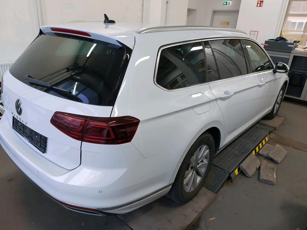 Volkswagen Passat Elegance Kombi - Coche familiar: foto 2 Volkswagen Passat Elegance Kombi - Coche familiar: foto 2