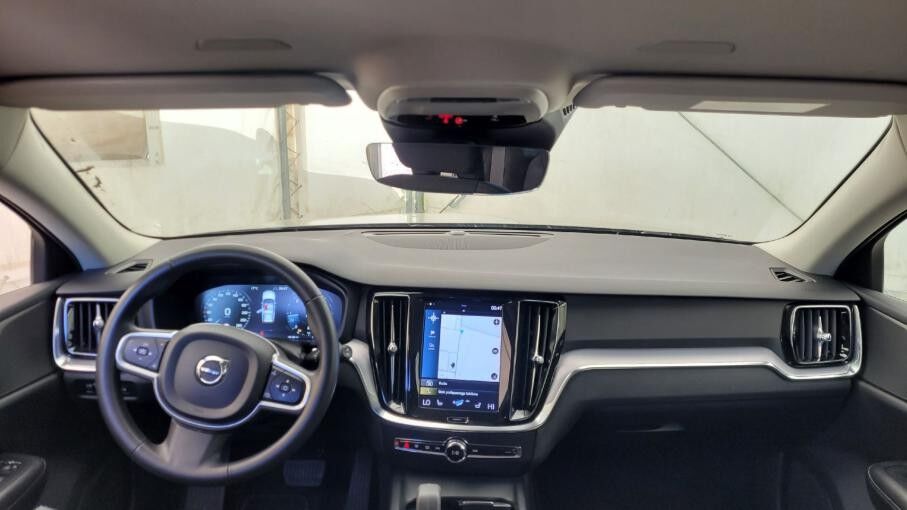 Coche familiar Volvo V60 V60 B4 D Momentum Pro aut Kombi: foto 18