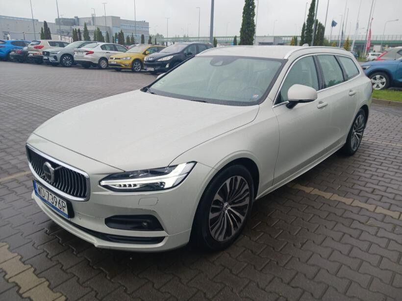 Volvo V90 V90 B5 D AWD Momentum Pr... Kombi - Coche familiar: foto 1 Volvo V90 V90 B5 D AWD Momentum Pr... Kombi - Coche familiar: foto 1