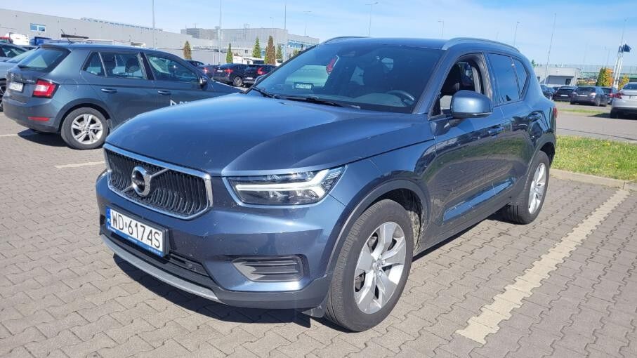 Volvo XC 40 XC40 T3 Momentum Pro aut SUV - SUV/ Todoterreno: foto 1 Volvo XC 40 XC40 T3 Momentum Pro aut SUV - SUV/ Todoterreno: foto 1