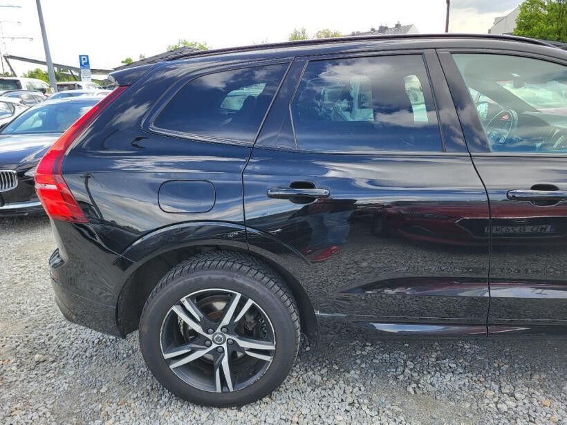 Coche familiar Volvo XC 60 XC60 B4 D AWD R-Design aut Kombi: foto 6 Coche familiar Volvo XC 60 XC60 B4 D AWD R-Design aut Kombi: foto 6