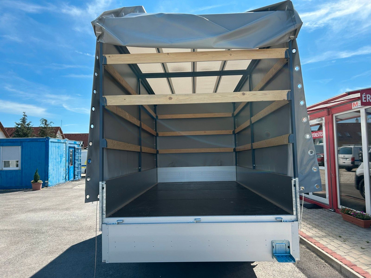 Fiat DUCATO XLWB MAXI Pritsche+Plane - Furgoneta con caja de lona: foto 2 Fiat DUCATO XLWB MAXI Pritsche+Plane - Furgoneta con caja de lona: foto 2