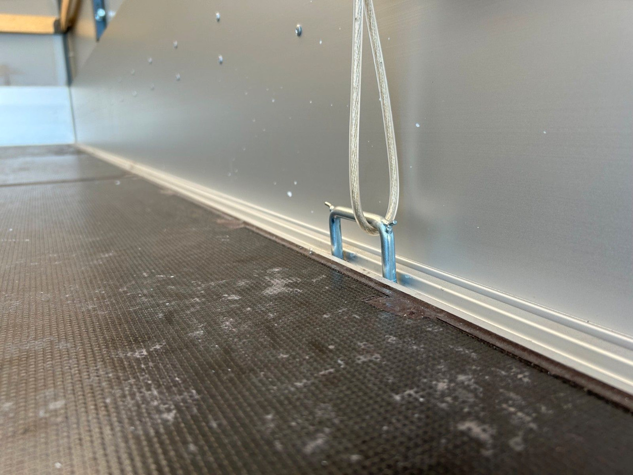 Fiat DUCATO XLWB MAXI Pritsche+Plane - Furgoneta con caja de lona: foto 3 Fiat DUCATO XLWB MAXI Pritsche+Plane - Furgoneta con caja de lona: foto 3