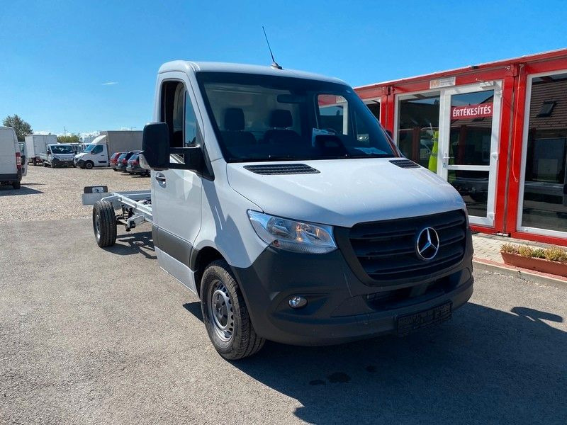 Mercedes-Benz Sprinter 319 Pritsche+Plane 3,5T Anhängelast - Furgoneta con caja de lona: foto 3 Mercedes-Benz Sprinter 319 Pritsche+Plane 3,5T Anhängelast - Furgoneta con caja de lona: foto 3