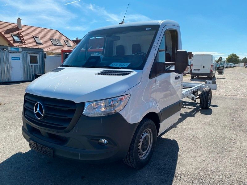 Mercedes-Benz Sprinter 319 Pritsche+Plane 3,5T Anhängelast - Furgoneta con caja de lona: foto 2 Mercedes-Benz Sprinter 319 Pritsche+Plane 3,5T Anhängelast - Furgoneta con caja de lona: foto 2