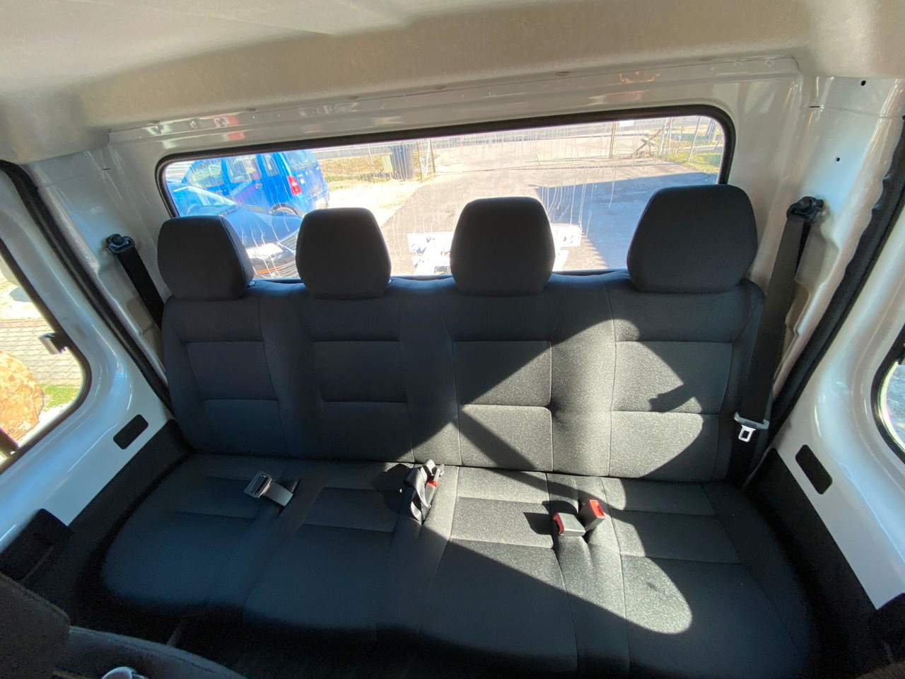 Peugeot BOXER CHDC L4 HEAVY PRITSCHE - Caja abierta furgoneta, Furgoneta combi: foto 5 Peugeot BOXER CHDC L4 HEAVY PRITSCHE - Caja abierta furgoneta, Furgoneta combi: foto 5