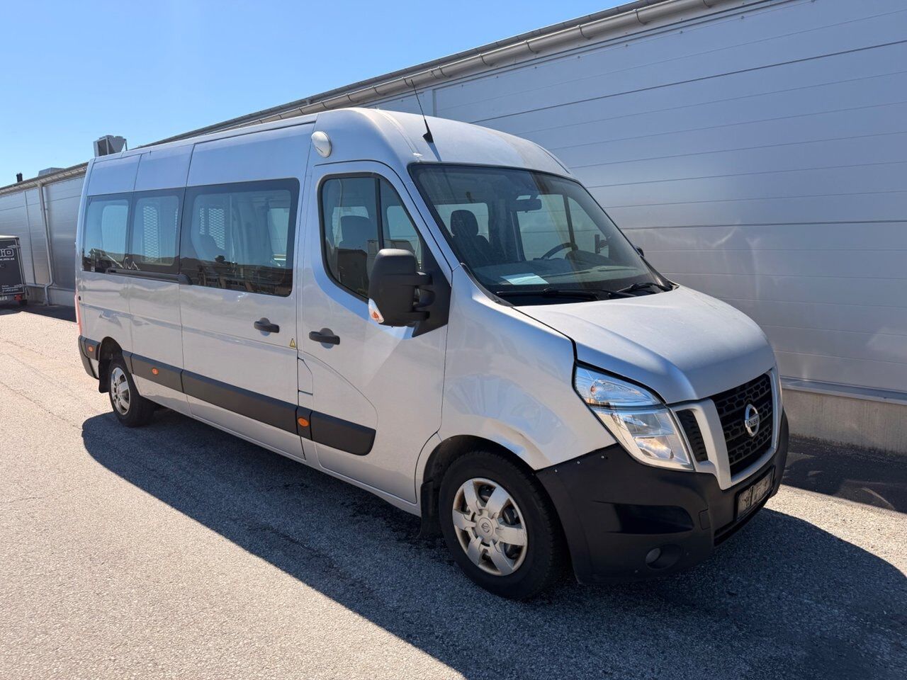 Nissan NV400 Minibuss 2.3 dCi Euro 6 Moms - Minibús, Furgoneta de pasajeros: foto 2 Nissan NV400 Minibuss 2.3 dCi Euro 6 Moms - Minibús, Furgoneta de pasajeros: foto 2