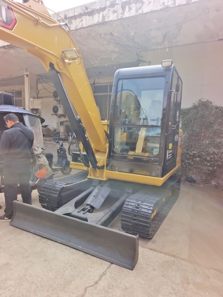 CATERPILLAR 305.5E 28YEAR'S CELEBRATION PROMOTE PRICE - Excavadora de cadenas: foto 5 CATERPILLAR 305.5E 28YEAR'S CELEBRATION PROMOTE PRICE - Excavadora de cadenas: foto 5