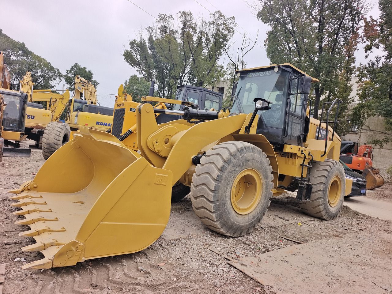 CATERPILLAR 950GC SHANG HAI BIGGETS SUPPLIR - Cargadora de ruedas: foto 1 CATERPILLAR 950GC SHANG HAI BIGGETS SUPPLIR - Cargadora de ruedas: foto 1