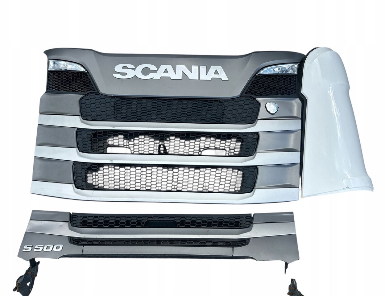 ATRAPA POLIK ŁAWKA GRILL SCANIA S NTG - Parrilla para Camión: foto 2 ATRAPA POLIK ŁAWKA GRILL SCANIA S NTG - Parrilla para Camión: foto 2