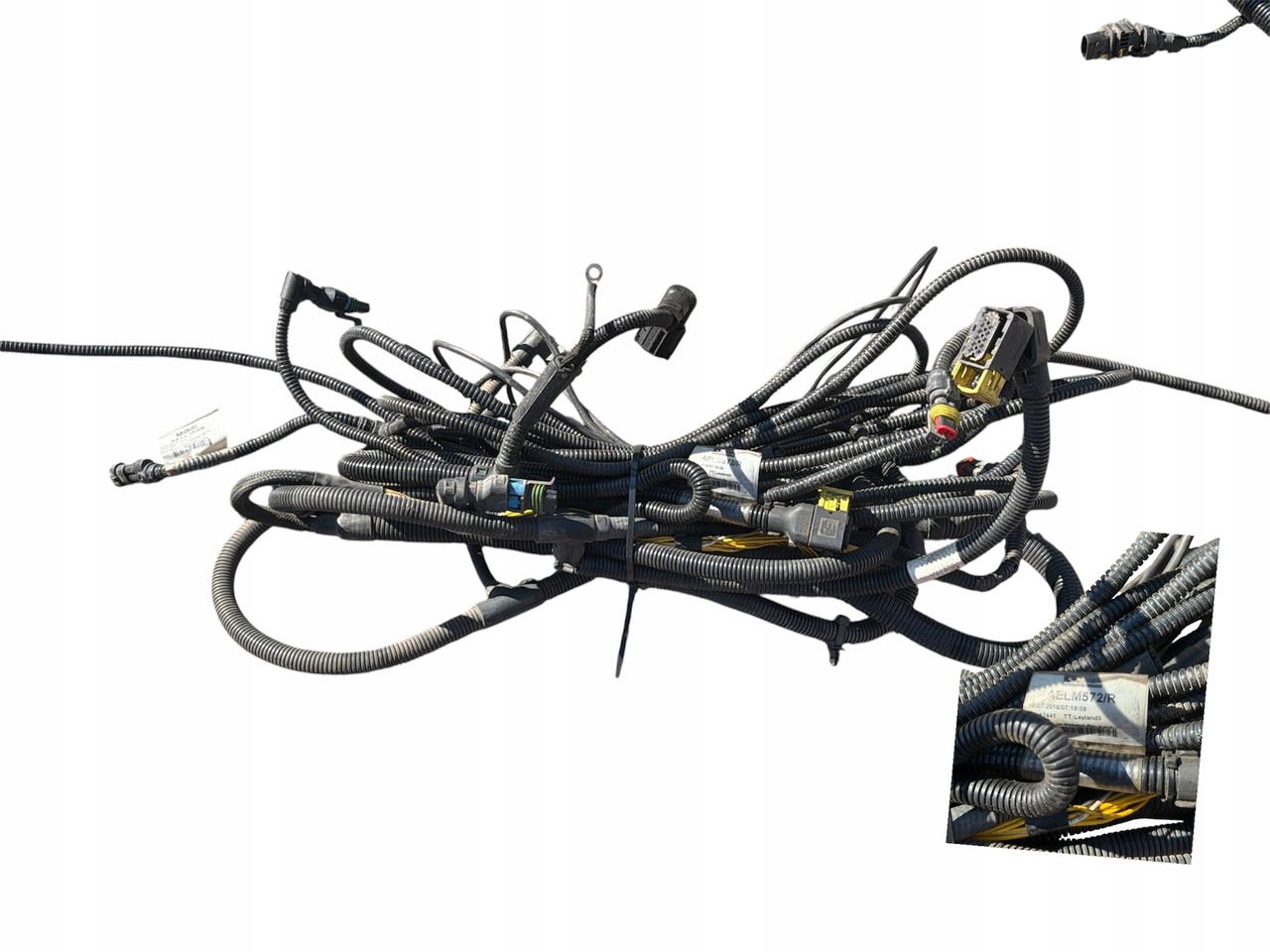 INSTALACJA WIĄZKA ELEKTRYCZNA DAF LF EURO6 LIFT AELM572 - Cables/ Alambres para Camión: foto 1 INSTALACJA WIĄZKA ELEKTRYCZNA DAF LF EURO6 LIFT AELM572 - Cables/ Alambres para Camión: foto 1