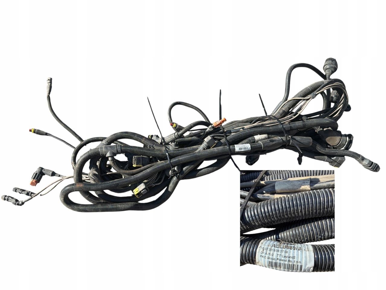 INSTALACJA WIĄZKA ELEKTRYCZNA RAMY DAF LF EURO6 LIFT AELJ089 - Cables/ Alambres para Camión: foto 1 INSTALACJA WIĄZKA ELEKTRYCZNA RAMY DAF LF EURO6 LIFT AELJ089 - Cables/ Alambres para Camión: foto 1
