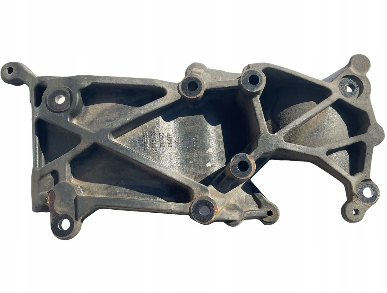 WSPORNIK KLIMATYZACJI DAF MX11 EURO6 2015562 - Pieza de aire acondicionado para Camión: foto 1 WSPORNIK KLIMATYZACJI DAF MX11 EURO6 2015562 - Pieza de aire acondicionado para Camión: foto 1