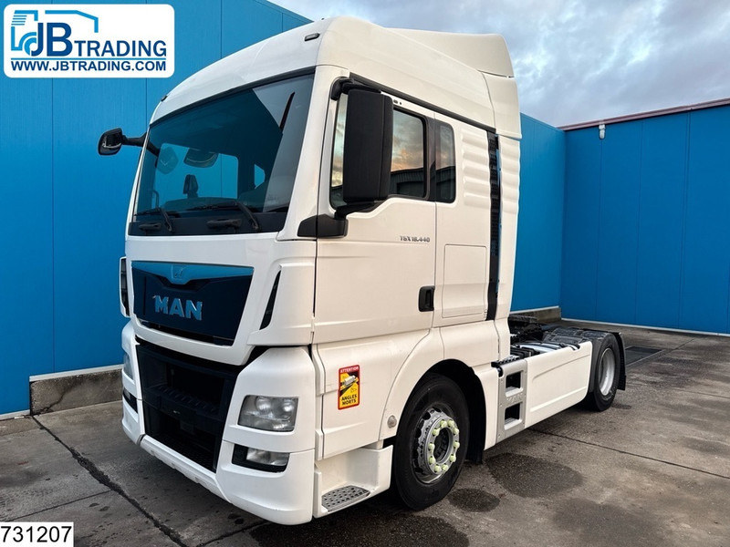 MAN TGX 18 440 EURO 6 - Cabeza tractora: foto 1 MAN TGX 18 440 EURO 6 - Cabeza tractora: foto 1