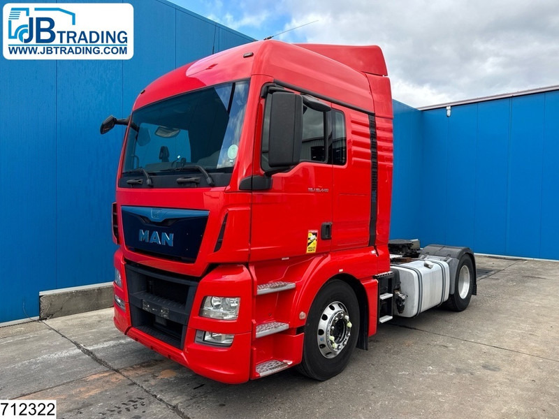 MAN TGX 18 440 EURO 6, Retarder, PTO, Standairco - Cabeza tractora: foto 1 MAN TGX 18 440 EURO 6, Retarder, PTO, Standairco - Cabeza tractora: foto 1