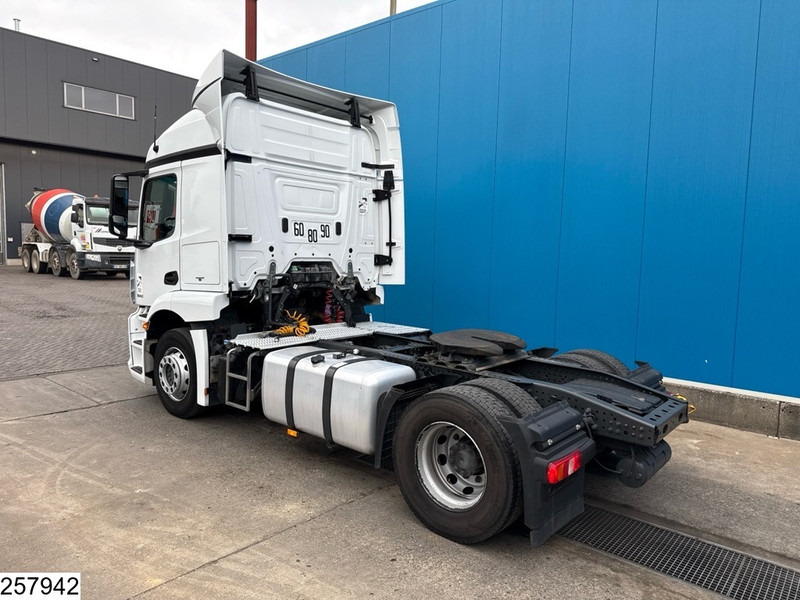 Mercedes-Benz Actros 1843 EURO 6 - Cabeza tractora: foto 4 Mercedes-Benz Actros 1843 EURO 6 - Cabeza tractora: foto 4